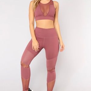 NWT Mauve Mesh Insert Sports Bra and Legging Set